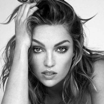 lili simmons facebook